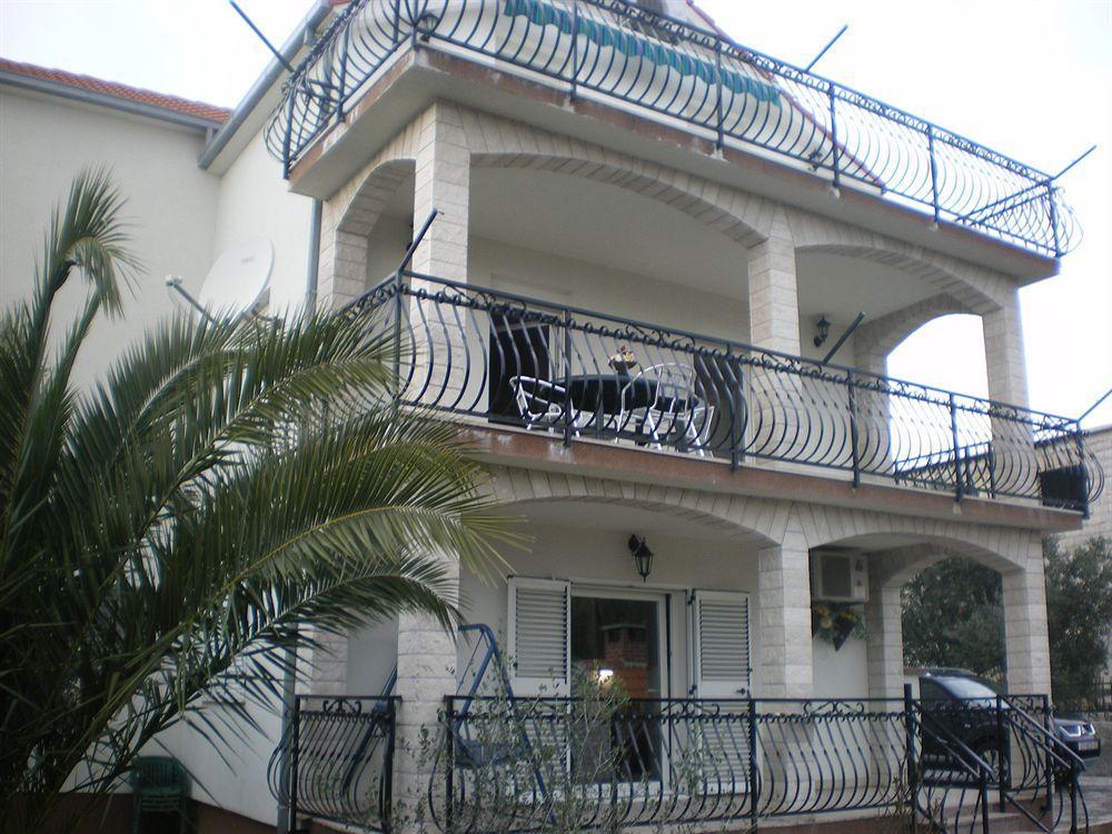 Apartmani Slavica Σπλιτ Εξωτερικό φωτογραφία