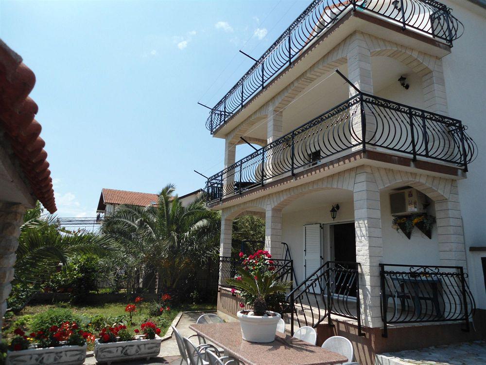 Apartmani Slavica Σπλιτ Εξωτερικό φωτογραφία