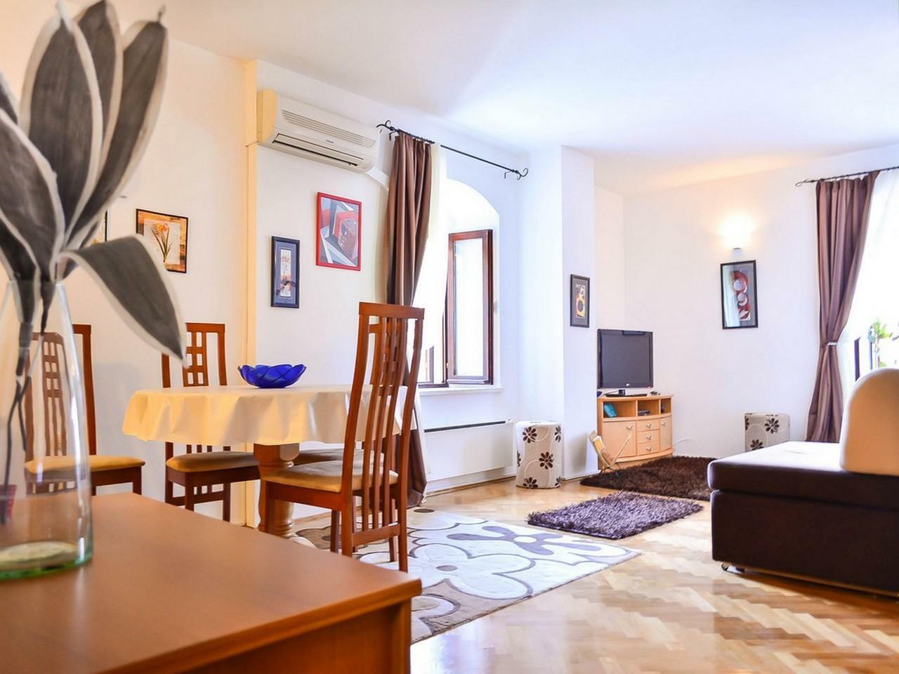 Apartmani Slavica Σπλιτ Εξωτερικό φωτογραφία